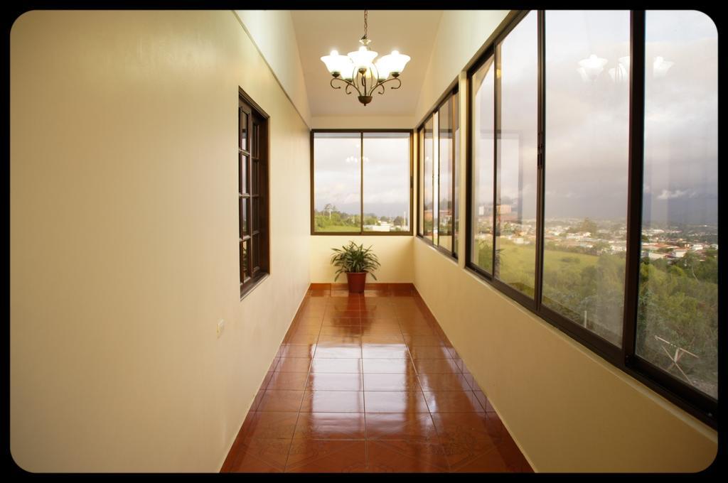 Hotel Las Brumas Cartago Camera foto