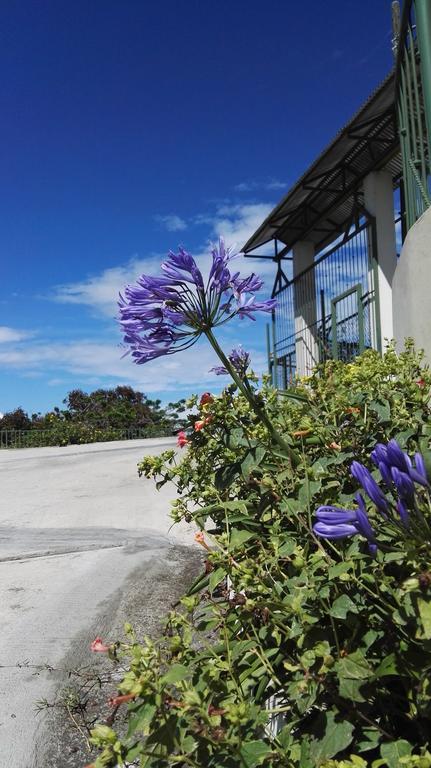 Hotel Las Brumas Cartago Esterno foto